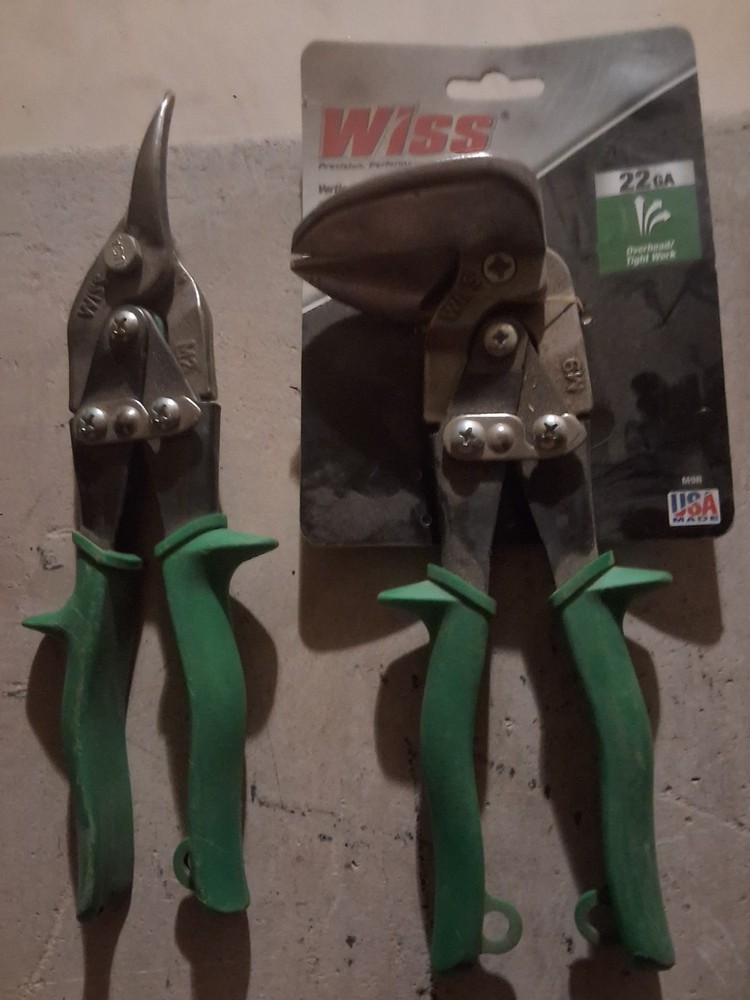 wiss tin snips, 4 ea., 2 red, 2 green