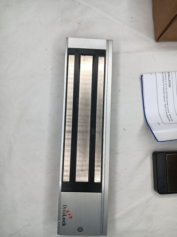 DynaLock 2011-US28 Surface Mount Electromagnetic Lock 12/24V