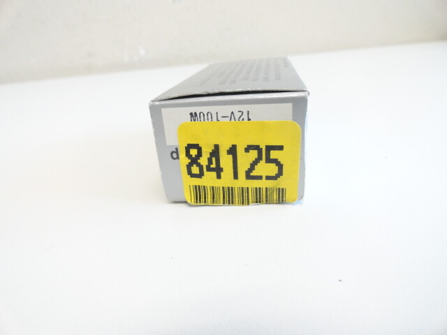 XX17: Ushio Halogen Projector Lamp 84125