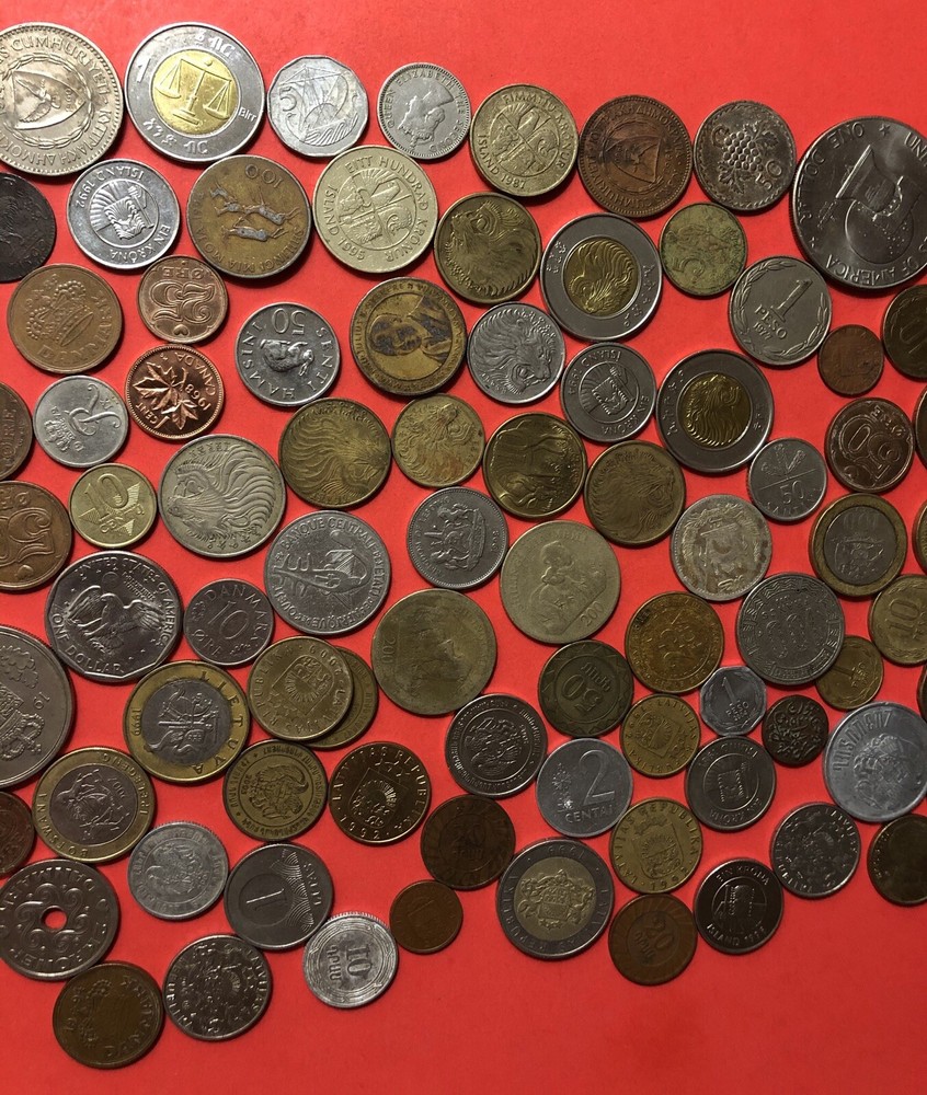 LOT OF WORLD COINS..VARIOUS COUNTRIES,COMPOSITION & DATES.