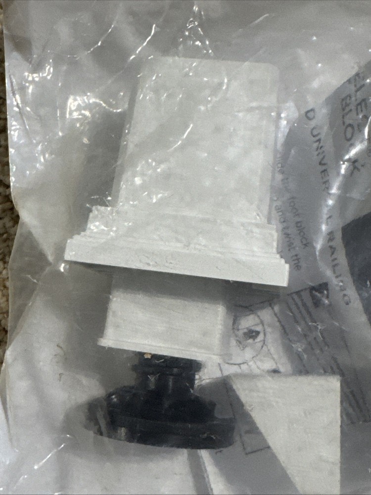 Trex Transcend Adjustable Foot-Block PC Color White WTFTBLKPC