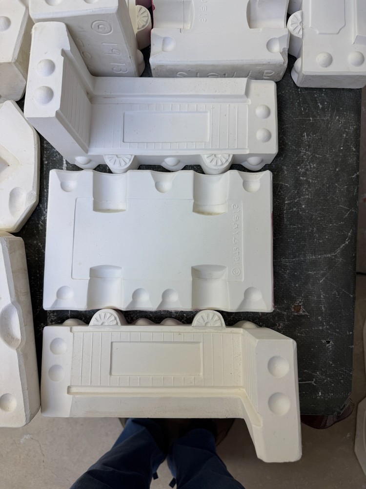 VINTAGE ARNEL'S CERAMIC MOLD #796 A/B/C/D/E CHOO-CHOO TRAIN ENGINE/DECANTER