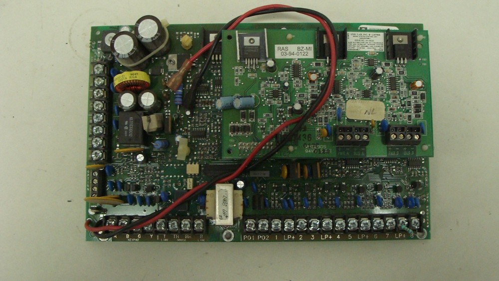 BOSCH DS DETECTION SYSTEMS 7400XI SECURITY SYSTEM MAIN CONTROL BOARD V3.07
