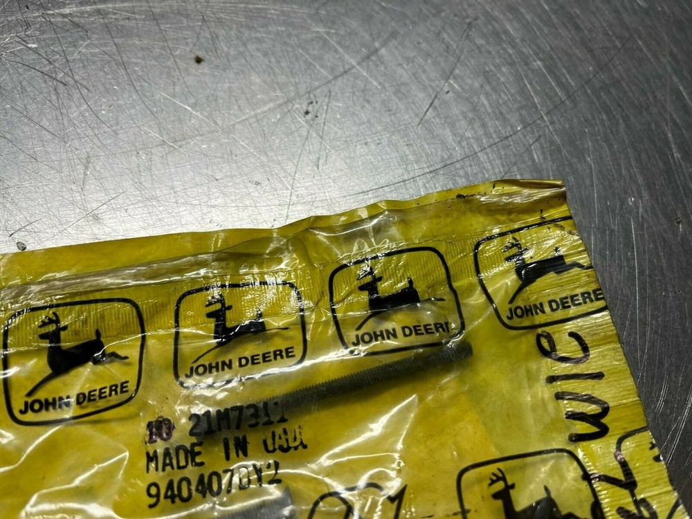 21M7311 Genuine OEM John Deere SCREW