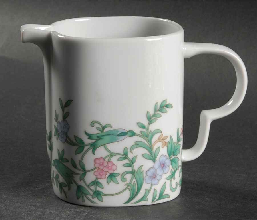 Mikasa Barcelona Creamer 363425