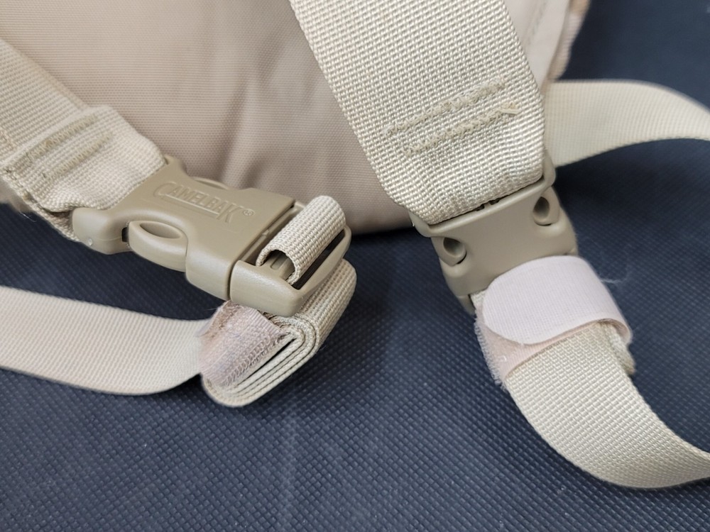 CamelBak Maximum Gear Desert Camo Thermobak