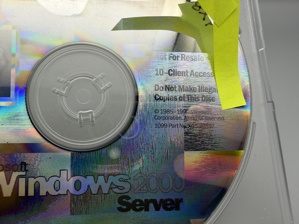 VTG Microsoft Windows 2000 Server 10 CAL & Windows 2000 Support Tools CDs READ