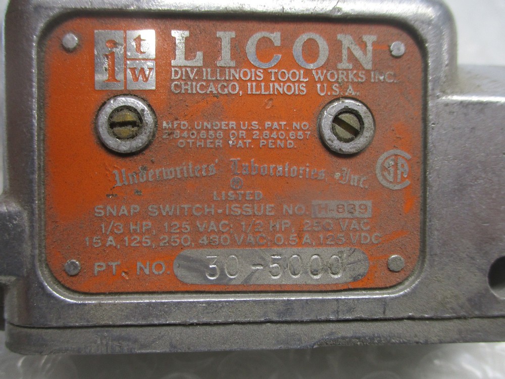 LICON ITW 30-5000 LIMIT SWITCH UNMP