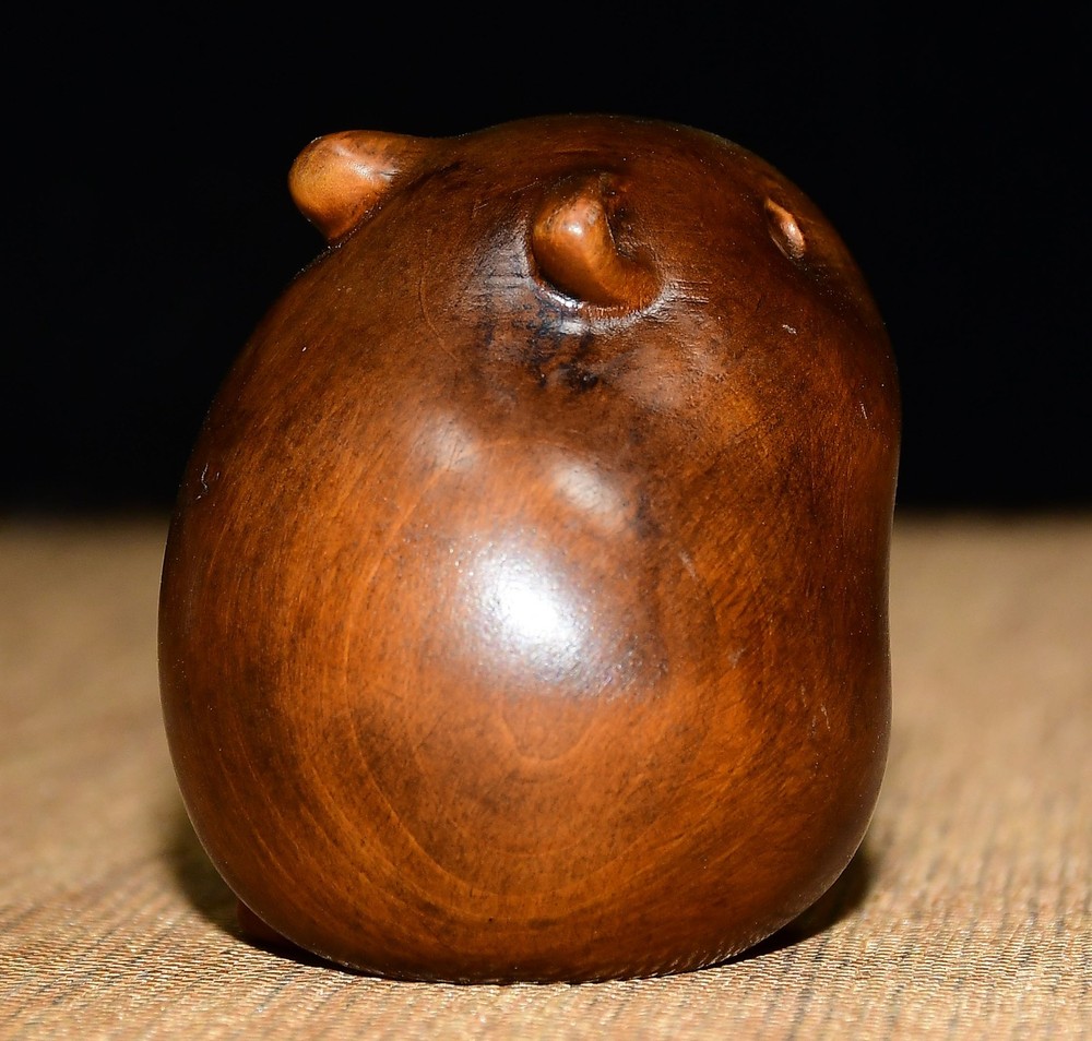 Treasured Small Leaf Boxwood Pine Mouse Ornament