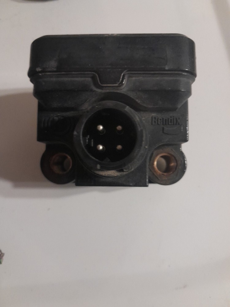 BENDIX ABS SENSOR K0205682E4 0 273 014 010