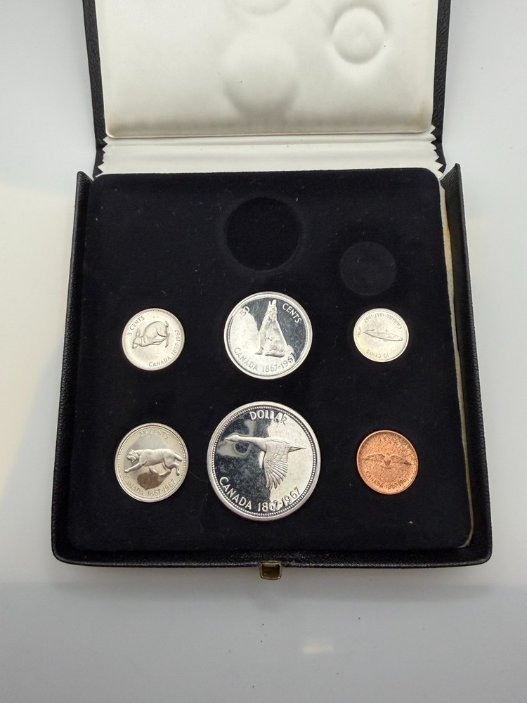 1967 COMMEMORATIVE SET IN ORIGINAL RCM CASE MINT CONDITION!!!