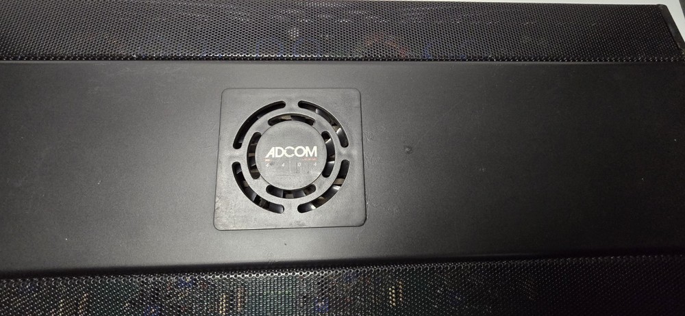 Adcom GFA-4404 Old School Car Amplifier