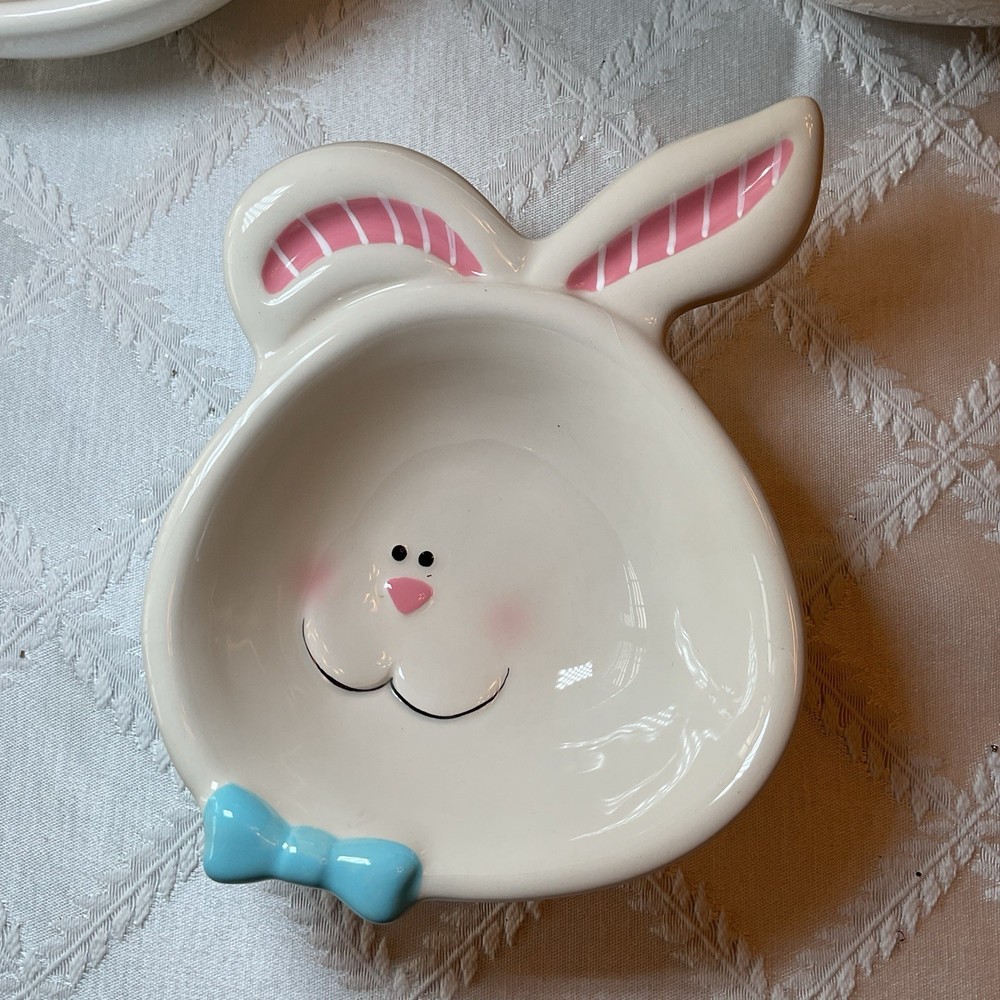 Blossoms & Blooms Set of 3 Ceramic Bunny Rabbit Nesting Serving Bowls EASTER