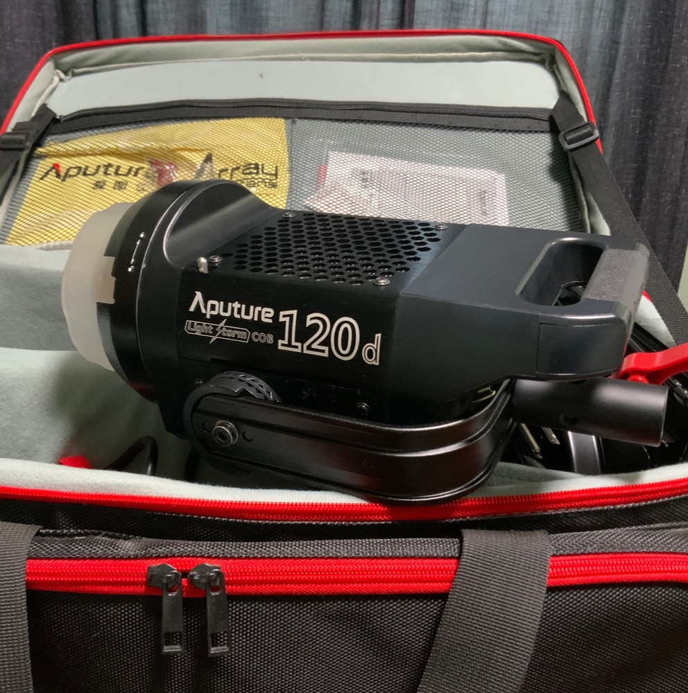 Aputure LS C120d MK I w/ original Hardcase