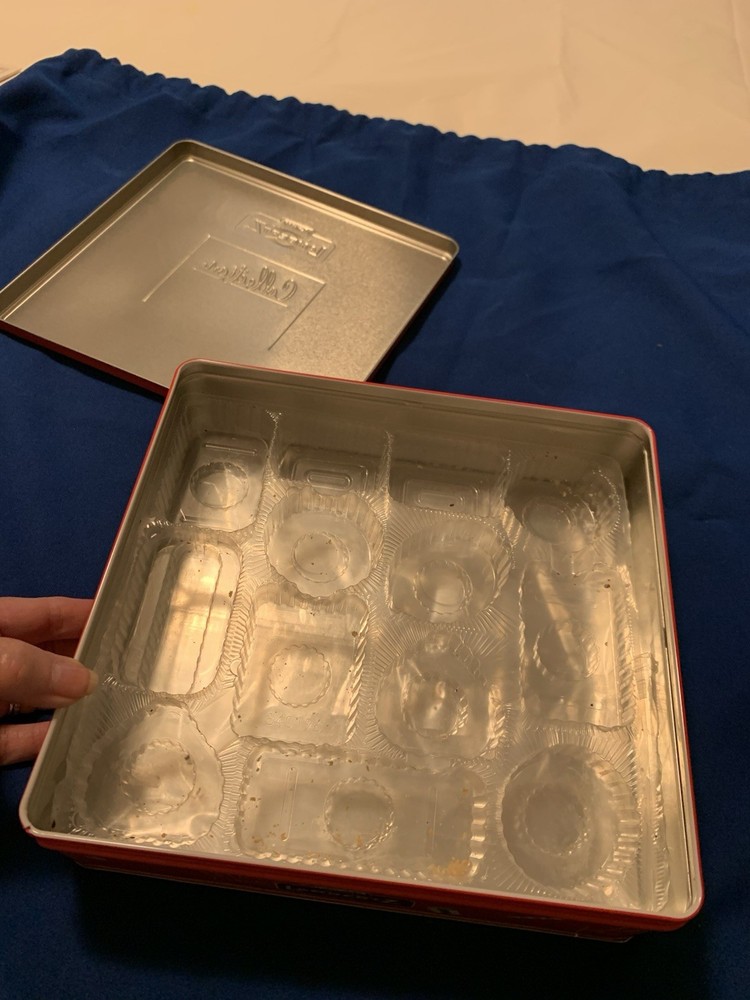 ❤️Decorative Lambertz Christmas Collection EMPTY Cookie Candy Tin EUC