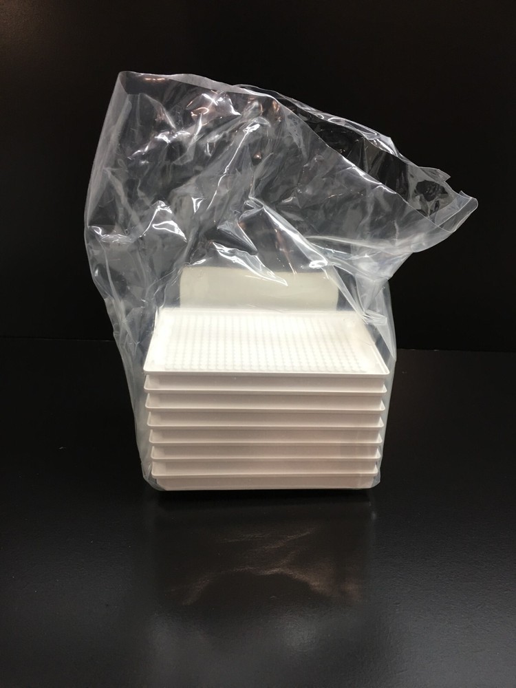 Corning REF 3825 Low Volume 384-well Microplate Lot 7 PCS