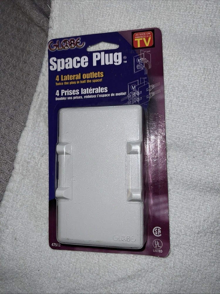 GLOBE flat space saver outlet, 2 into 4