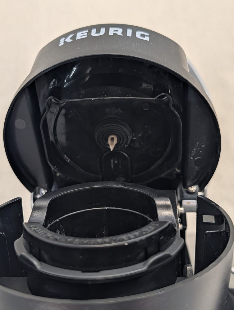 Keurig K-Classic Coffee Maker Programmable Single Serve K-Cup Pod 3 Brew Sizes