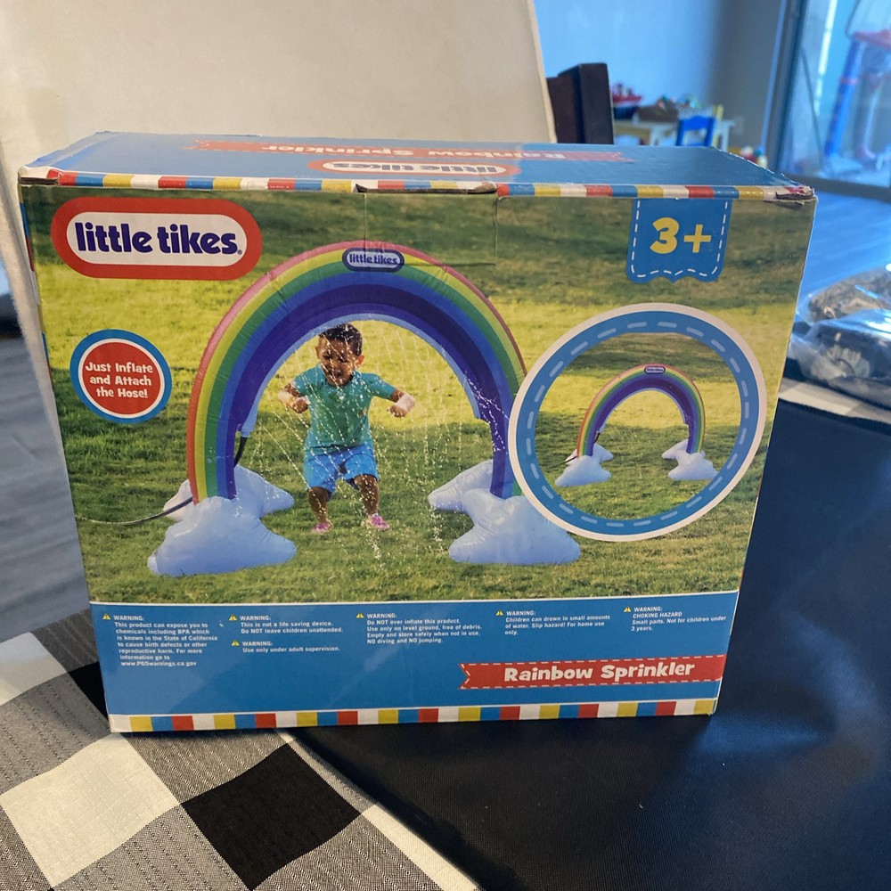 Little Tikes- rainbow sprinkler kit