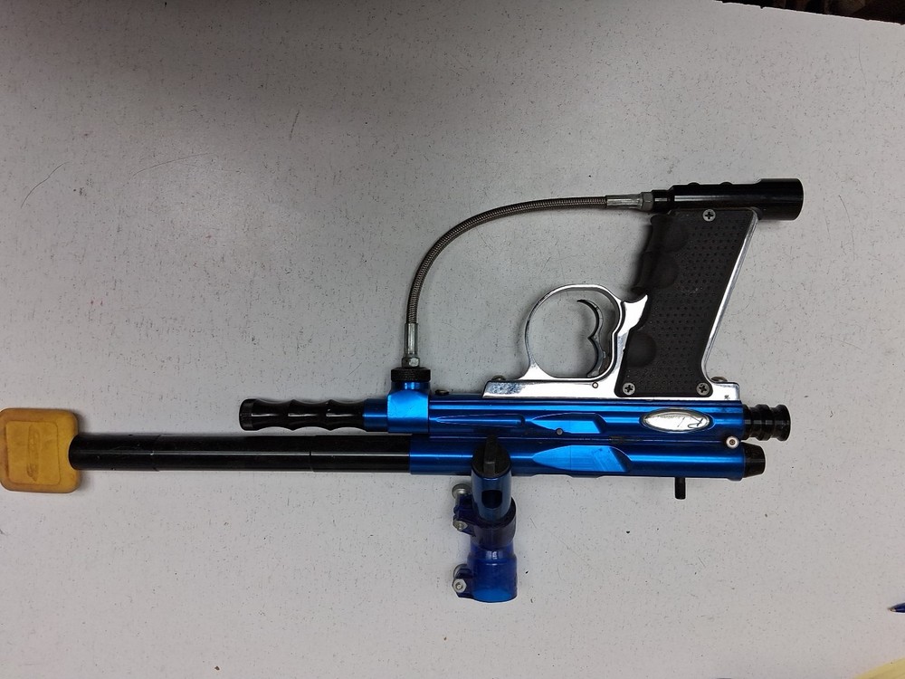REBEL PAINTBALL MARKER BLUE