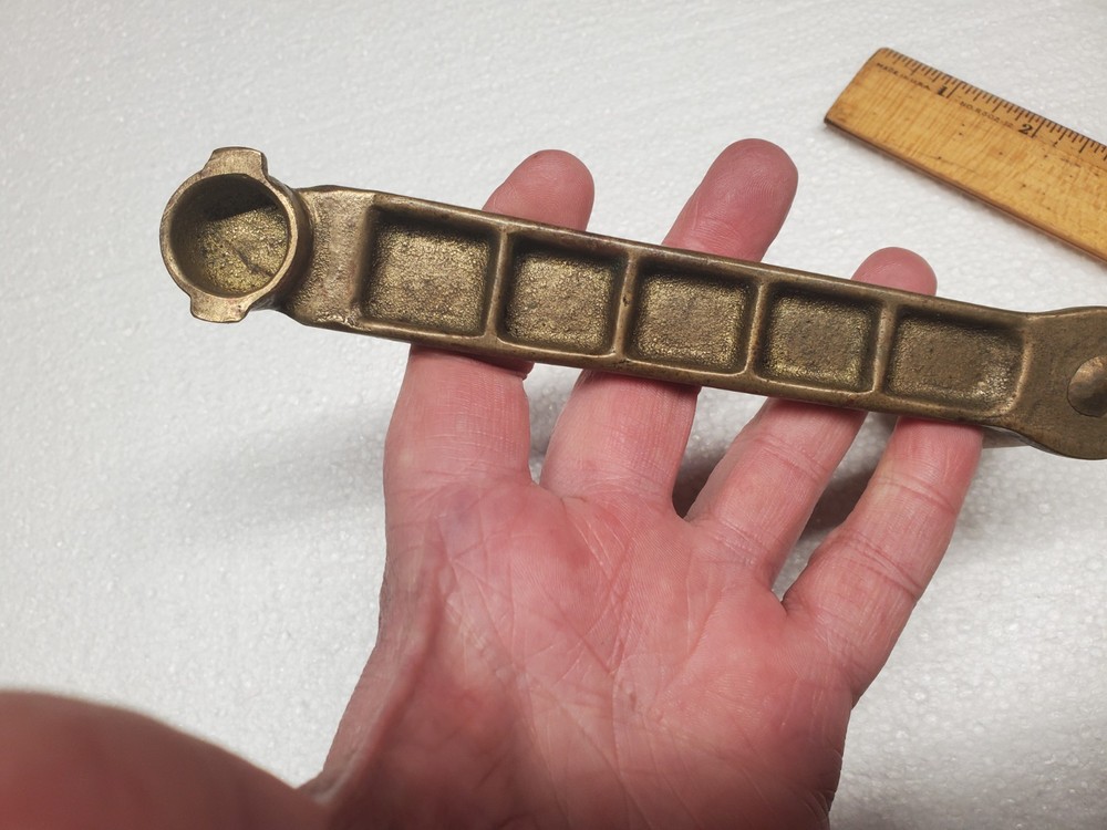 MERRIMAN BROS. BRASS WINCH HANDLE