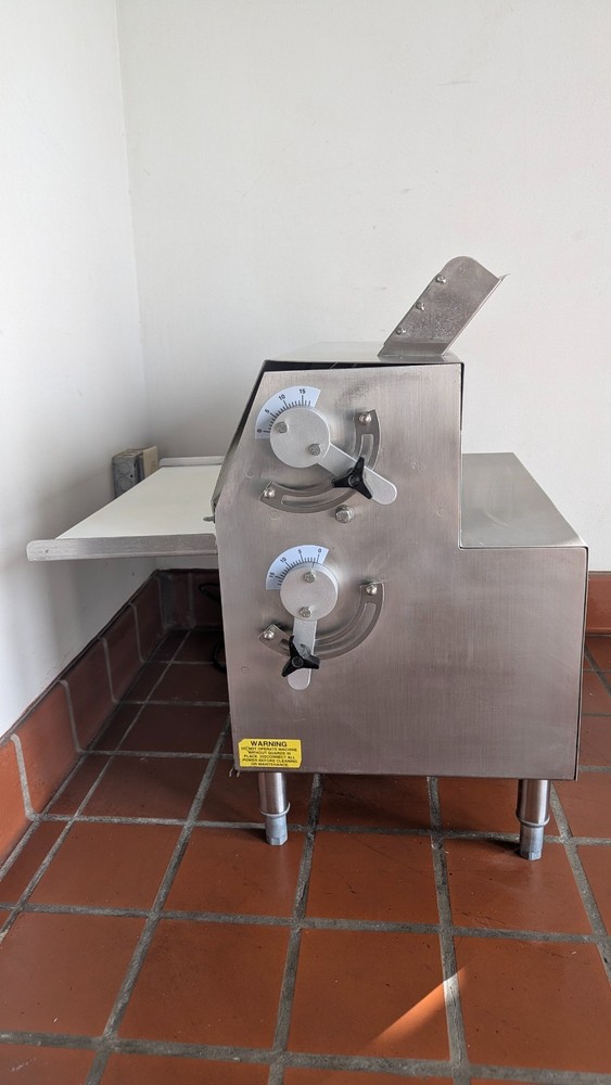 Somerset CDR-2000 Two Stage Dough Sheeter