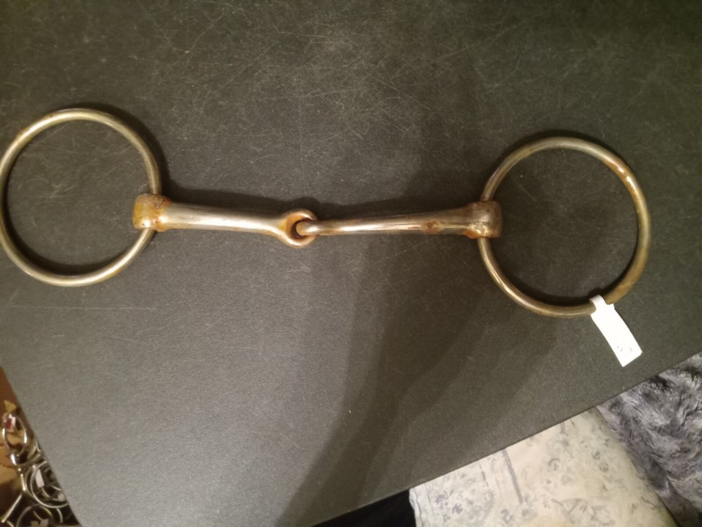 Used loose ring iron snaffle bit  mouth  6 in