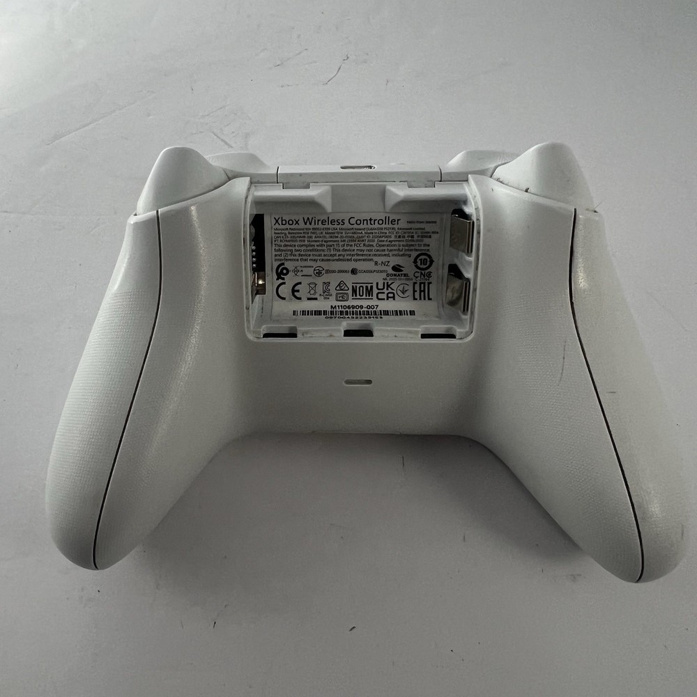 Microsoft Xbox Series X|S Wireless White Controller -LEFT LB STICK DRIFT