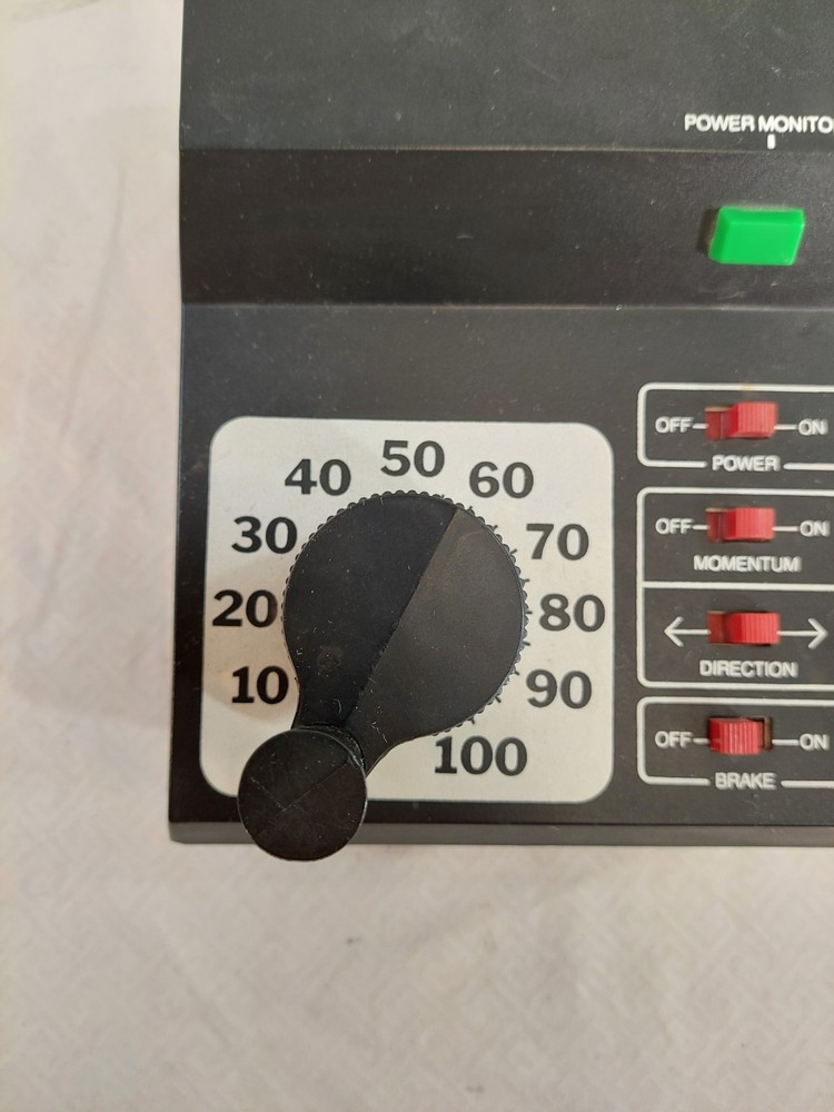 MRC Tech II Loco-Motion 1500 Train Controller. HO. Nice,Clean.