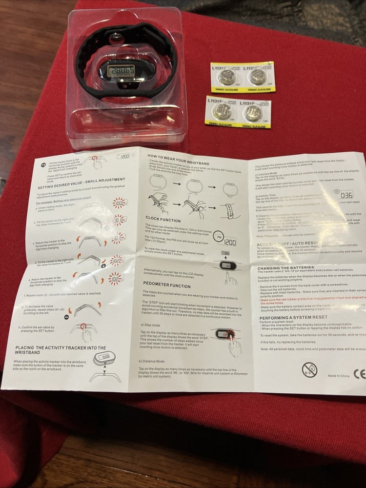 Pedometer Wristband. Clock.