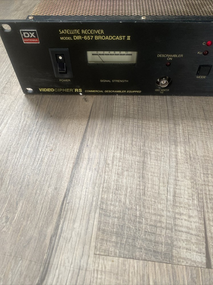 DX ANTENNA DIR-657 BROADCAST SATELLITE RECEIVER