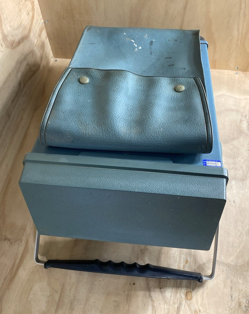 Tektronix 465 Oscilloscope