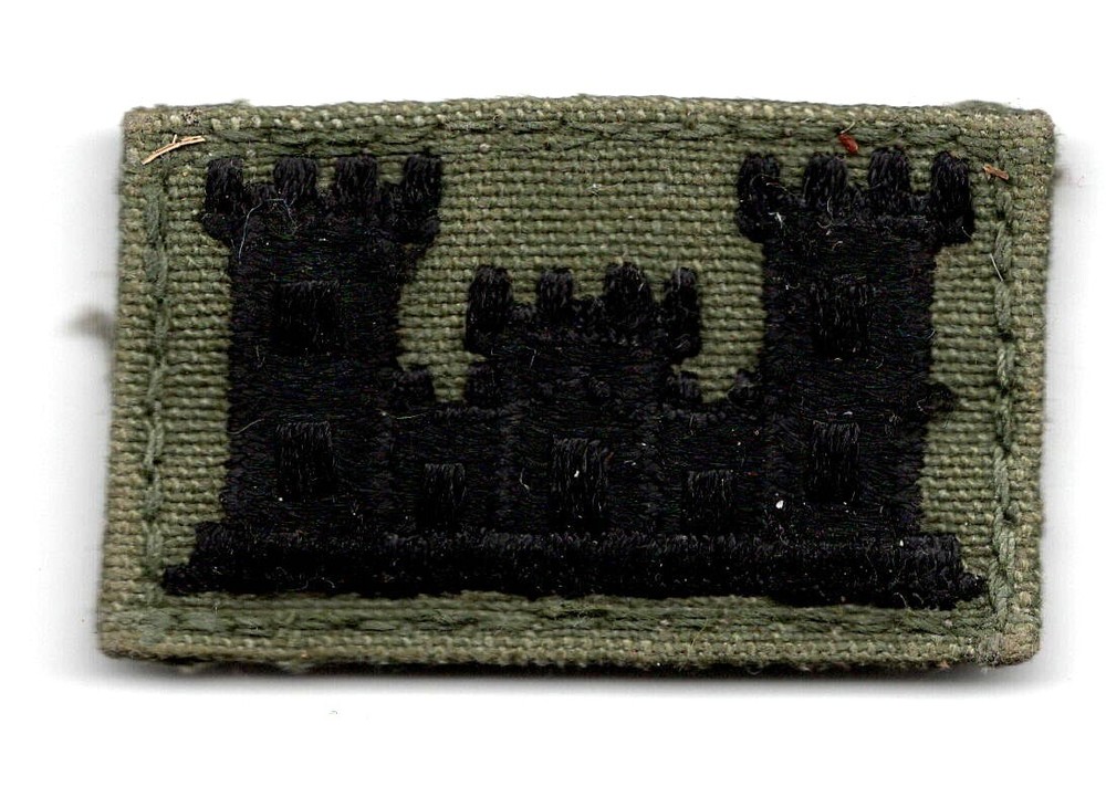 US VIETNAM ENGINEER OFFICER’S COLLAR BADGE Patch