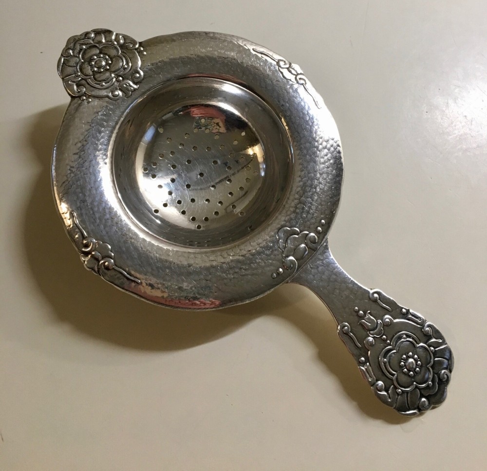 VINTAGE 1930'S SOLID 830 SILVER TEA STRAINER NORWAY BY MAGNUS AASE JENSEN STYLE