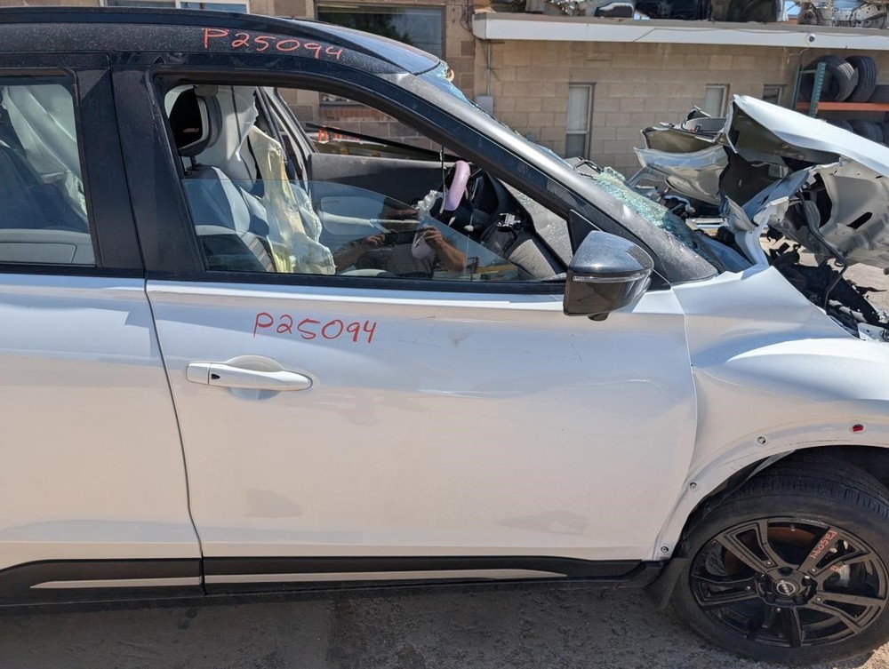 Camera/Projector Camera Front Windshield Mounted Fits 23 KICKS 624389