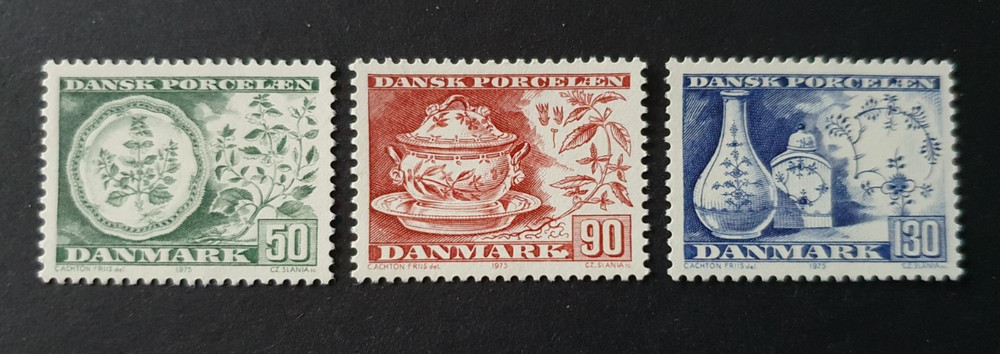 1975 DENMARK DANMARK PORCELAIN VF MNH