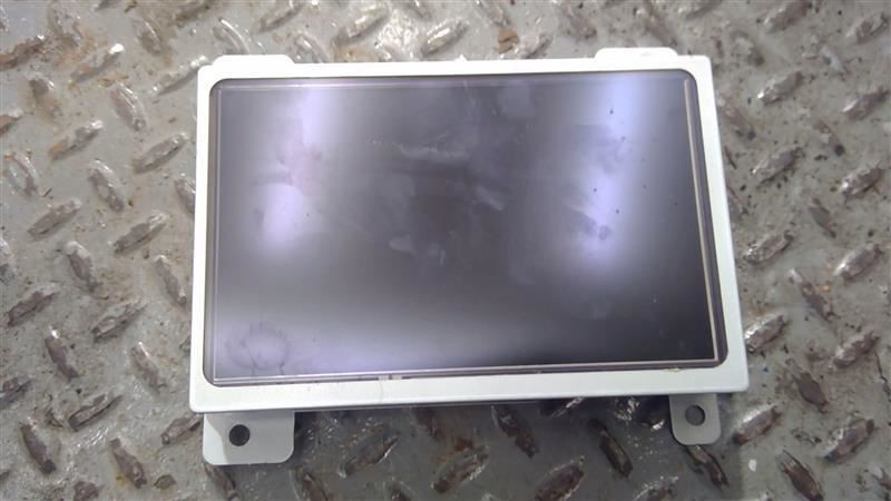 Info-GPS-TV Screen Dash Mounted Lower 7" Fits 10-17 TERRAIN 924305