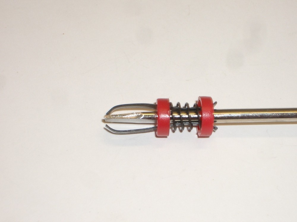 GC ELECTRONICS 12-042 SCREW HOLDING FLAT BLADED SCREWDRIVER TOOL