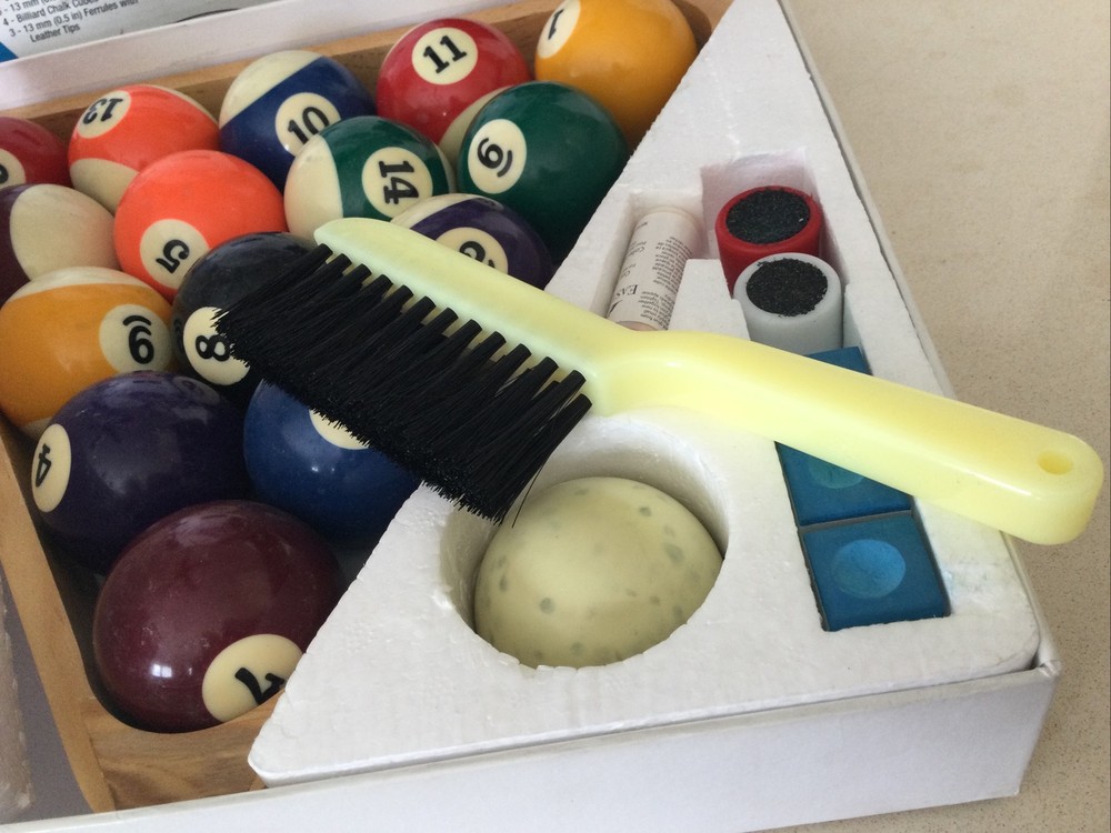 Deluxe Billiard Starter Set. EastPoint.