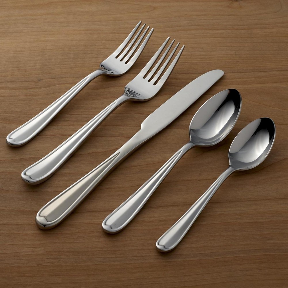 Dylan 42 Piece Everyday Flatware, for 8, 18/0 Stainless Steel, Silverware Set