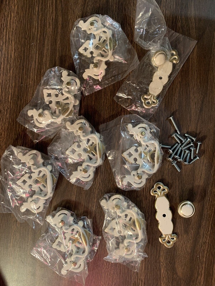 BPC10427 Drawer DROP BAIL Pull Handle (15) & BPC18032 Knob & Back Plate (4)