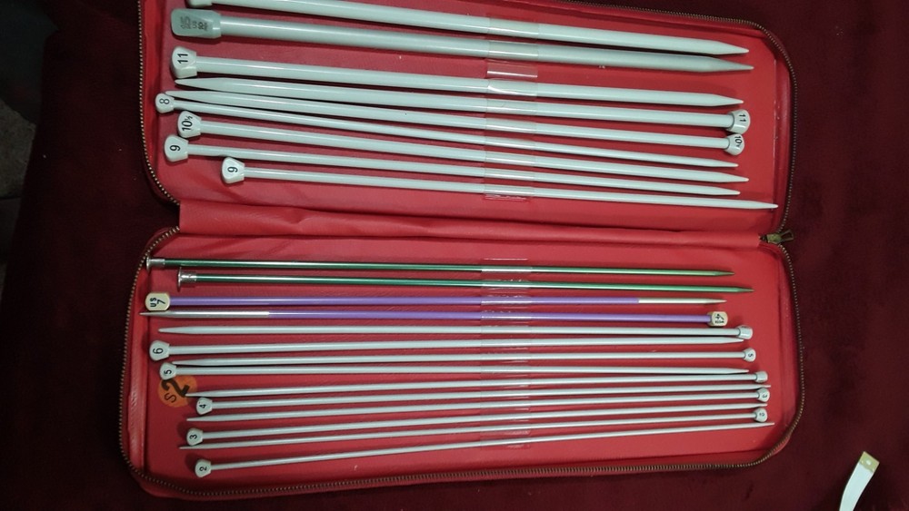Knitting needles in zipper case
