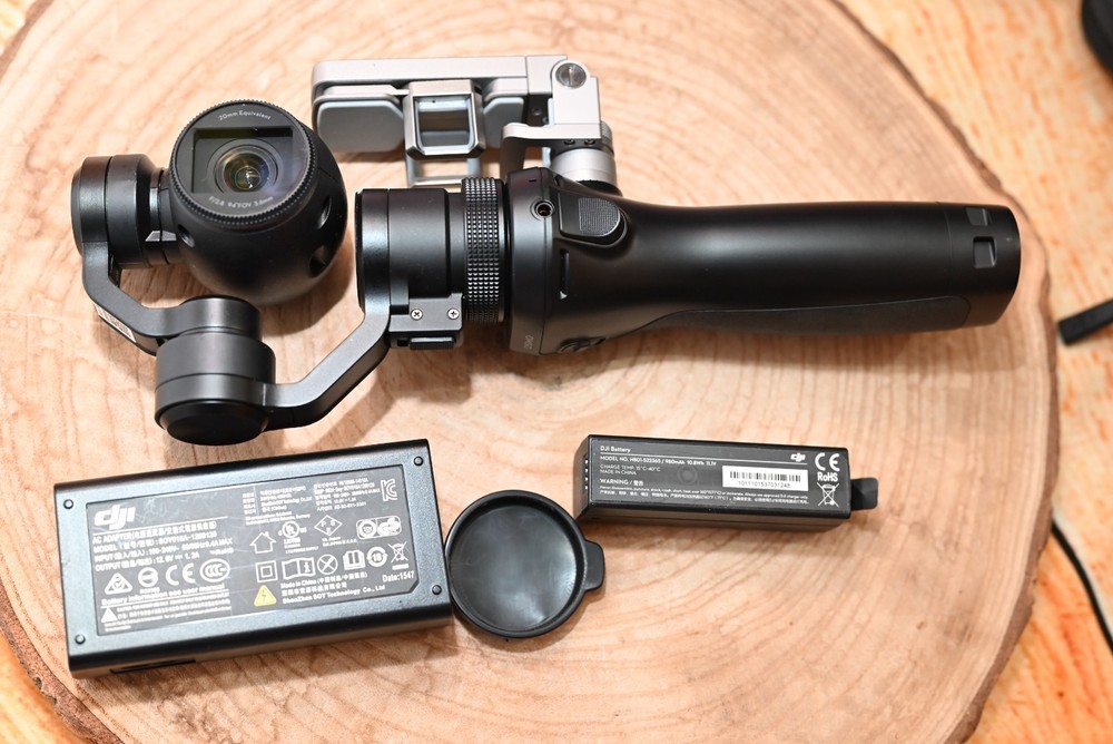 DJI OSMO HANDHELD FULLY STABILIZED 4K 12MP CAMERA