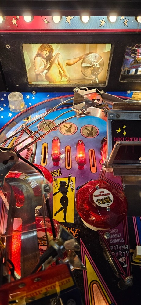 PLAYBOY Pinball Machine - Stern 2002 - 2006