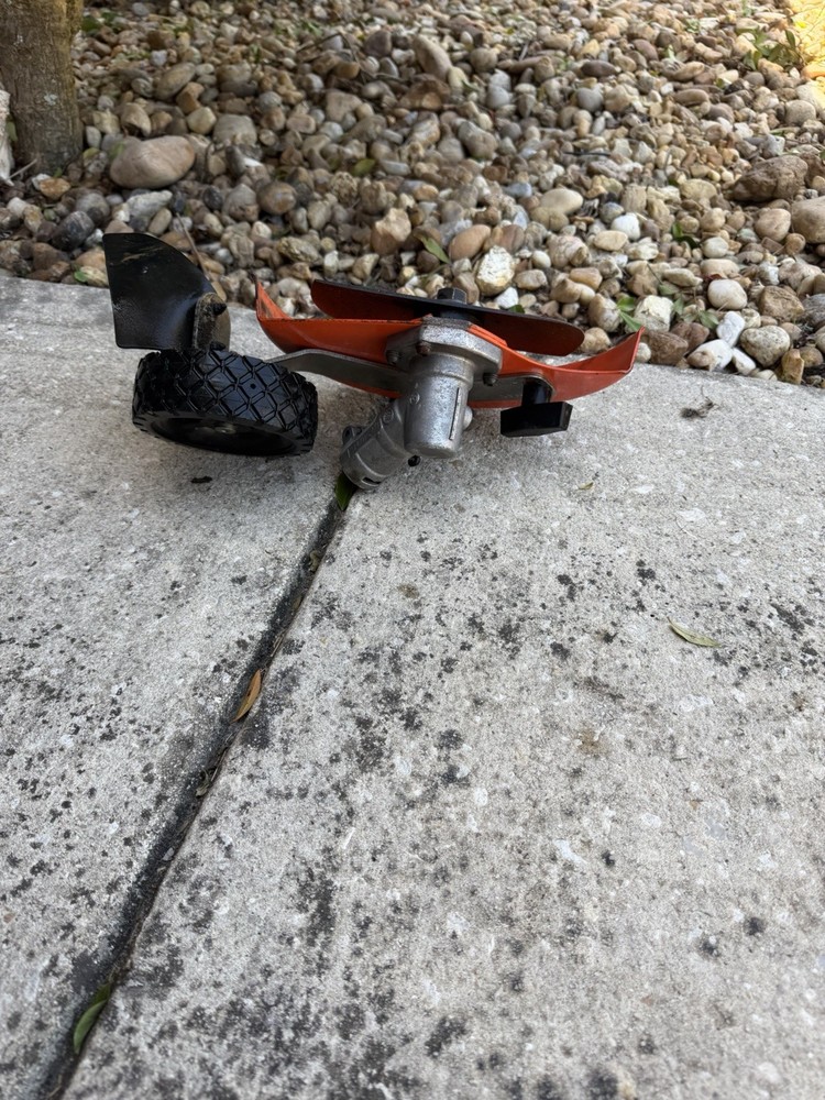 Husqvarna 125e Edger Gear Head