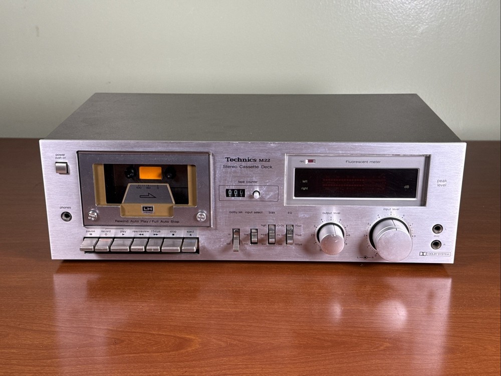 Vintage Technics RS-M22 Stereo Cassette Deck