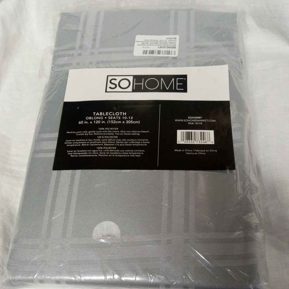 So Home Oblong Tablecloth - Silver - NIB - Please Read Description.