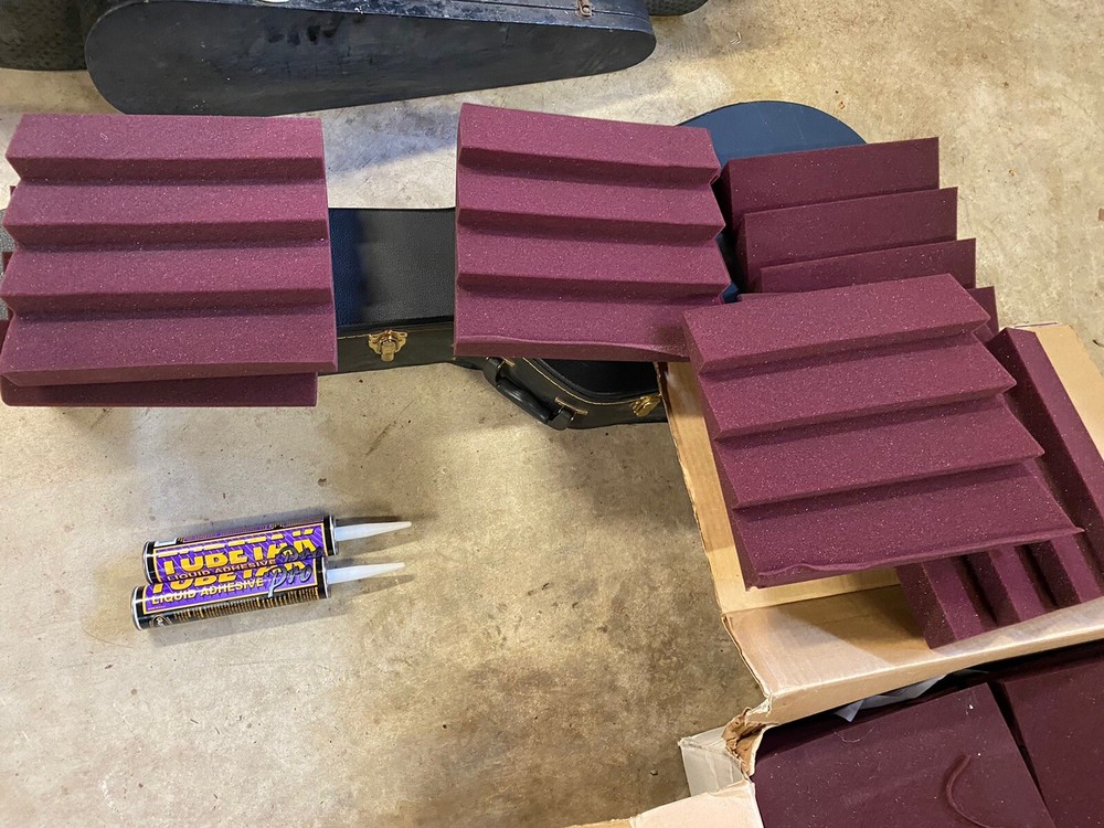 Auralex Acoustics M32 Roominators DST Kit