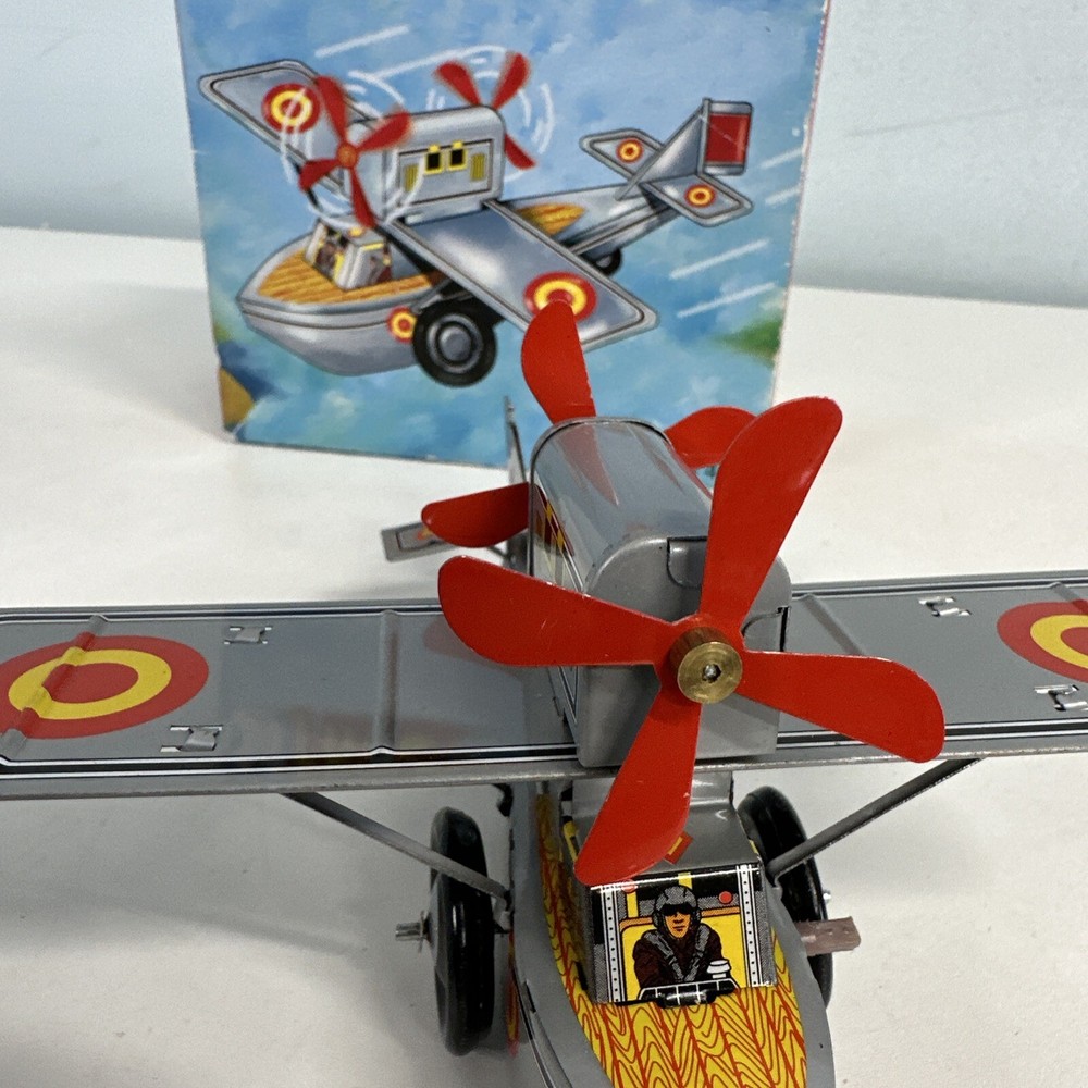 Supt Propeller Plane (We could not get this to work) Small Tin plane