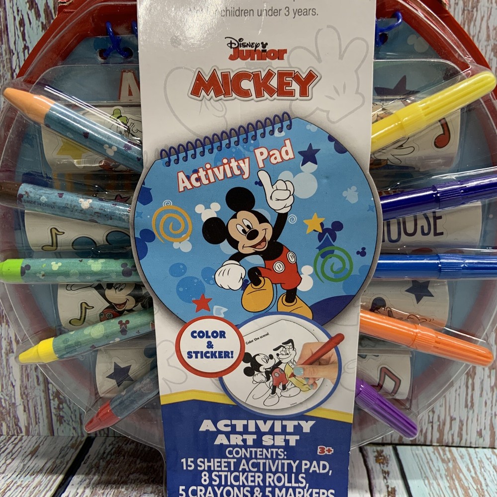 Disney Junior Mickey Mouse 33 Piece Activity Art set